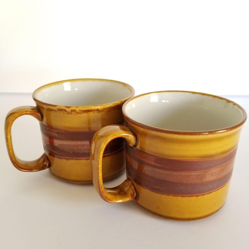Vintage Glazed‎ Striped Brown Mugs Set of Two《381》